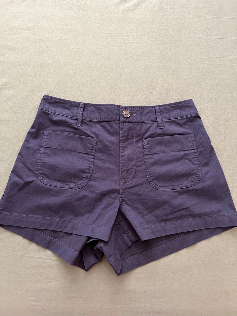 Women’s Navy Shorts Size M